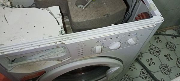 ремонт стиральных машин Индезит5 Саратов